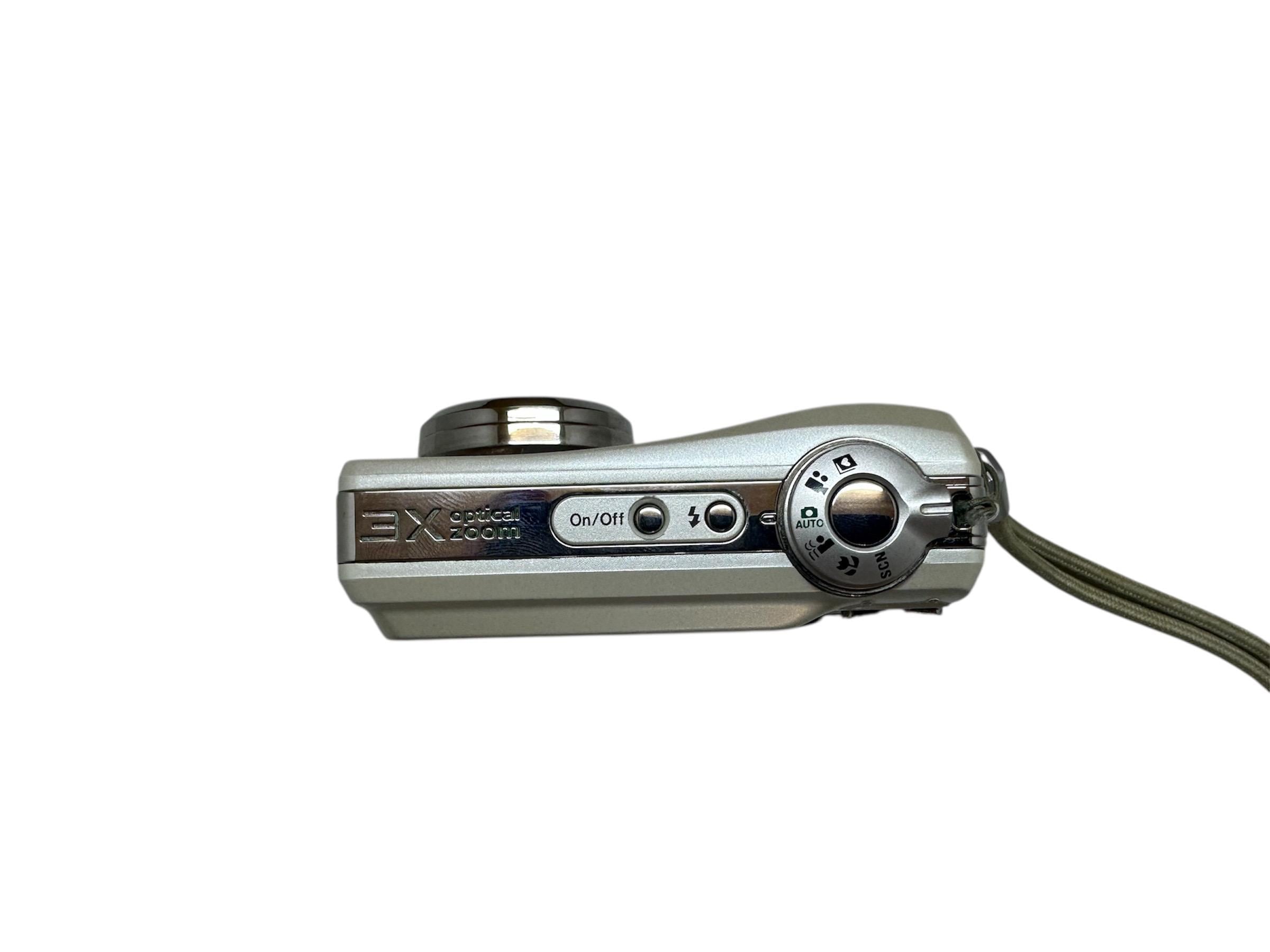 Kodak Easyshare C613 Digital Camera 6.2 MP 3X Optical Zoom Compact