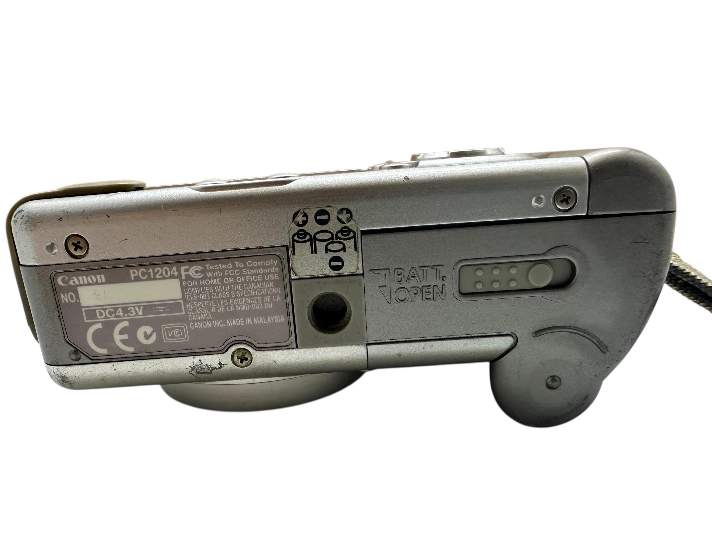 Canon Powershot A85 Digital Camera Climbing Displey 4 Mp 3x