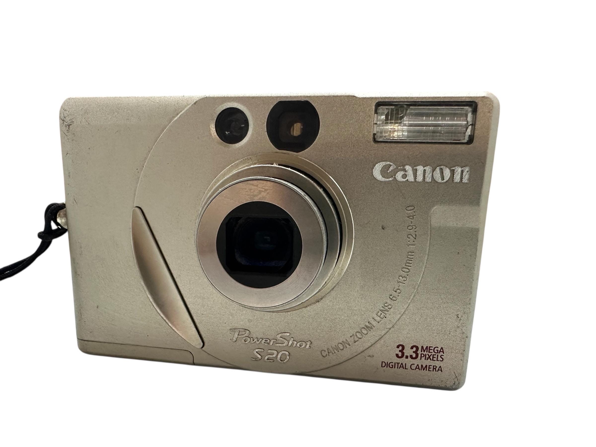 Canon Powershot S20 Digital Camera Japan 3.3 MP Optical Zoom
