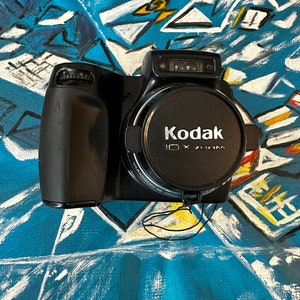 Professional Kodak EasyShare DX7590 10X Optical Zoom 5 MP 2,5 inches LCD Image Stabilization image 2