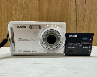 Casio Exilim Ex-Z19 Digital Camera Compact 9.1 MP 2,6 Inches LCD 3X Optical Zoom You Tube Anti Shake