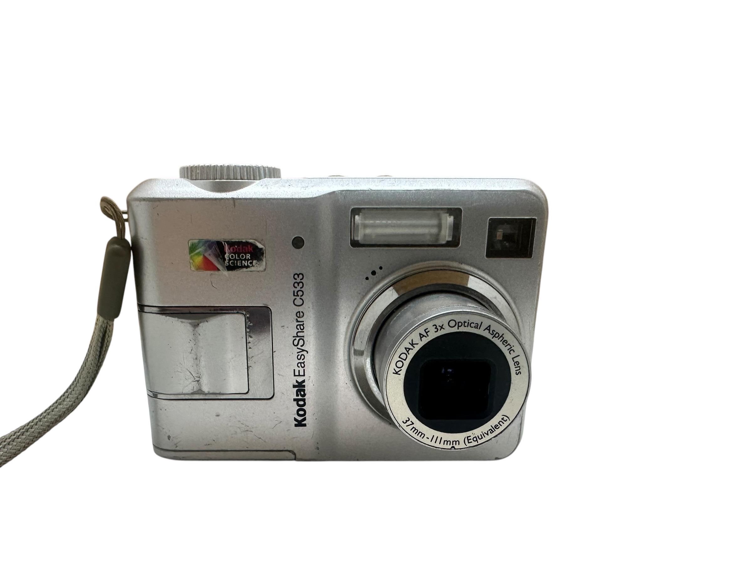 Kodak Easyshare C533 Digital Camera 5 MP 3X Optical Zoom Compact