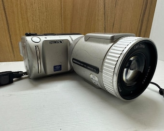 Vintage Sony CyberShot DSC-F505 Digital Camera Japan 5x Optical Zoom 2.1 MP Lens