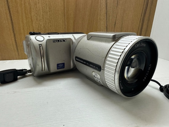 Vintage Sony Cybershot DSC-F505 Digital Camera Japan 5x