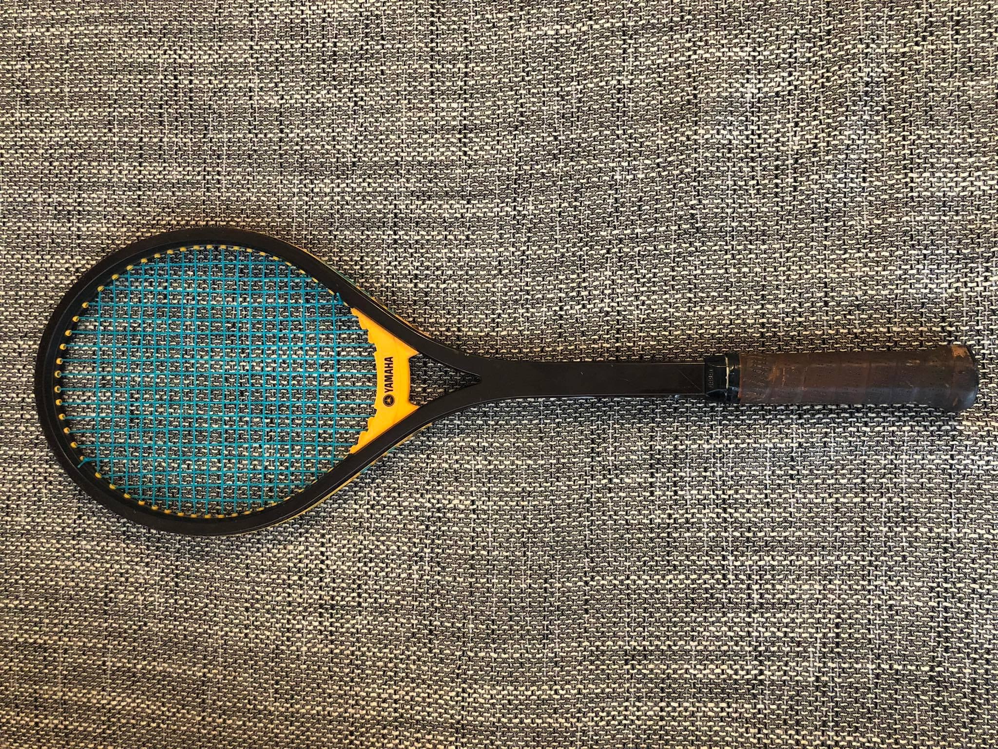 YAMAHA テニスラケット FIBERGLASS YFG30 ビンテージ✨YAMAHA✨テニスラケット　FIBERGLASS YFG30