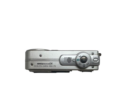Sony Cybershot DSC-P5 Mpeg Movie Ex Digital Camera 3.2 MP 3x