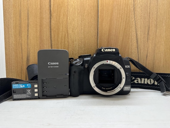 Professional Camera Canon 400D Digital Black Body With Battery