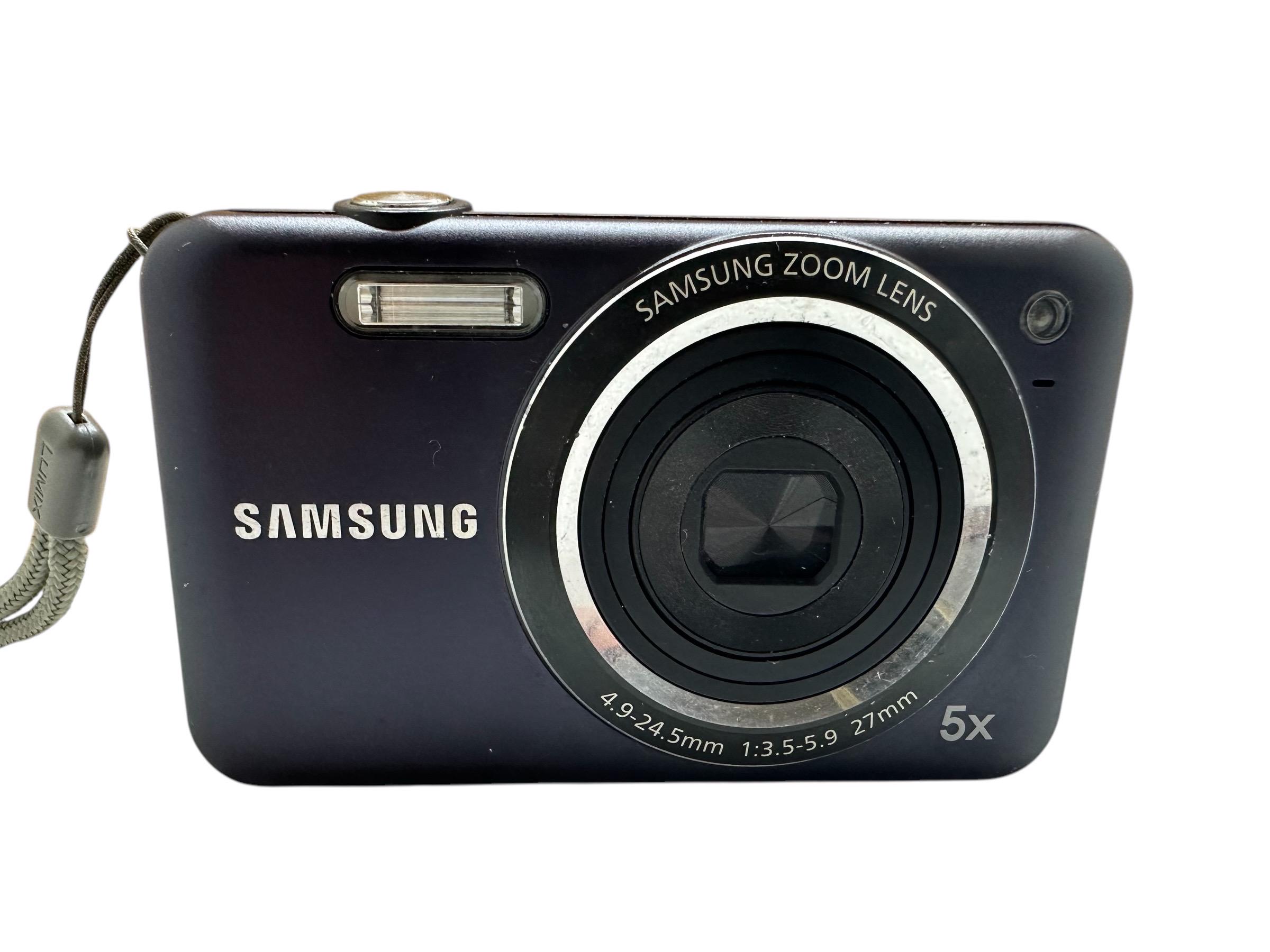 Samsung ES78 Digital Camera Compact 14.2 MP 5X Optical Zoom 2.4