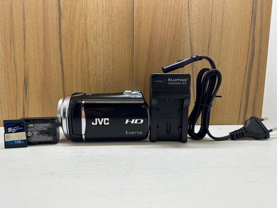 JVC Everio Gz-hm334be HD Digital Video Camera Camcorder Japan 30x