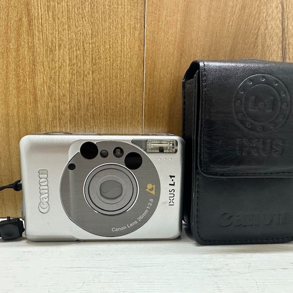 Vintage Canon Ixus L-1  Japan 26 mm APS Compact Film Camera Zoom Automatic Autofocus