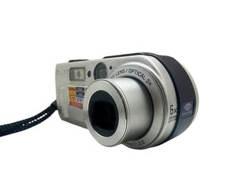 SONY Cyber-shot DSC-P1 本体 マリンパックセット Sony Cybershot DSC-P1 Made in Japan Very Rare Digital Camera 3.3