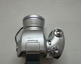 〖動作確認済み！〗FUJIFILM finepix S304 デジタルカメラ フジ Fujifilm FINEPIX S304 コンパクトデジタルカメラ