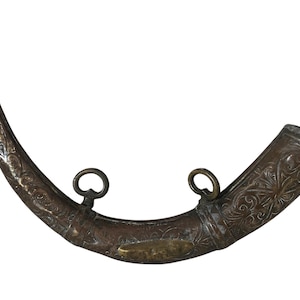 Antique Vintage Military Gunpowder Flask Pure Bronze Moroccan Power Horn Intricate Etched Curve Old Rare Collectible