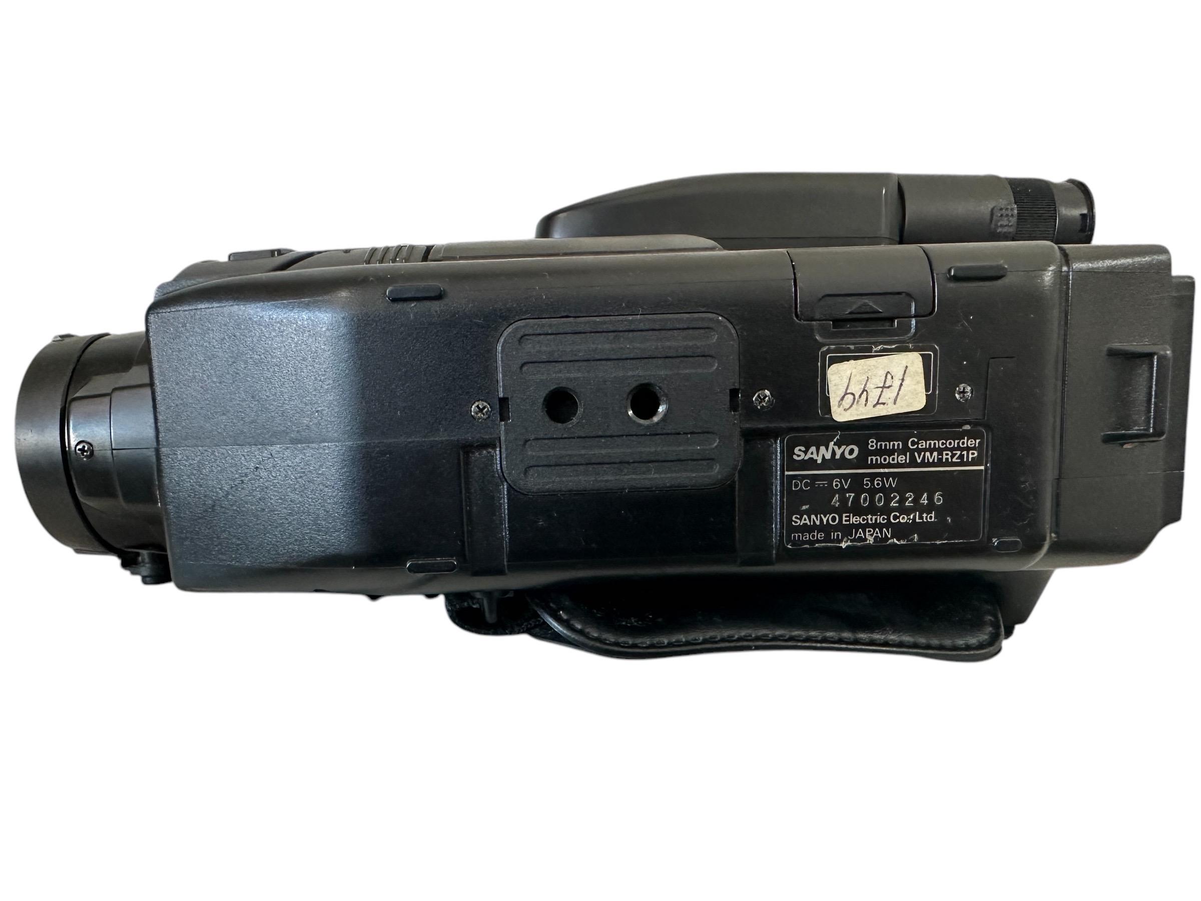 Vintage Sanyo VM-RZ1P Premier Collection 8 Mm Movie Video Camera