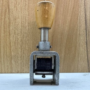 Vintage Unique Roller Date Stamp Cyrillic Numbering Machine Numbering Stamp Hand Stamp Ink Metal Seal Desk Supply