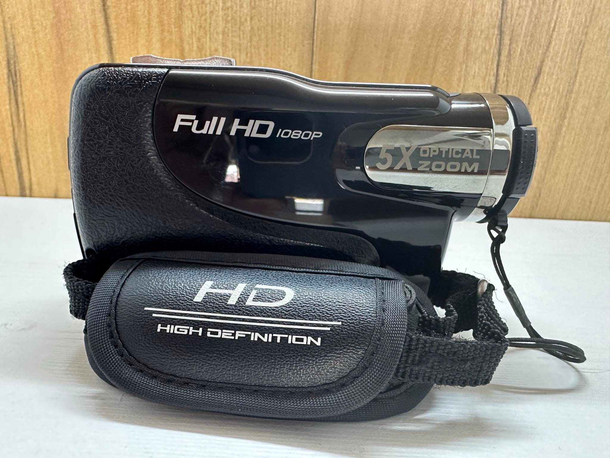 MAGINON Dv Z5 Full HD Camcorder Video Digital Camera 3 Inches