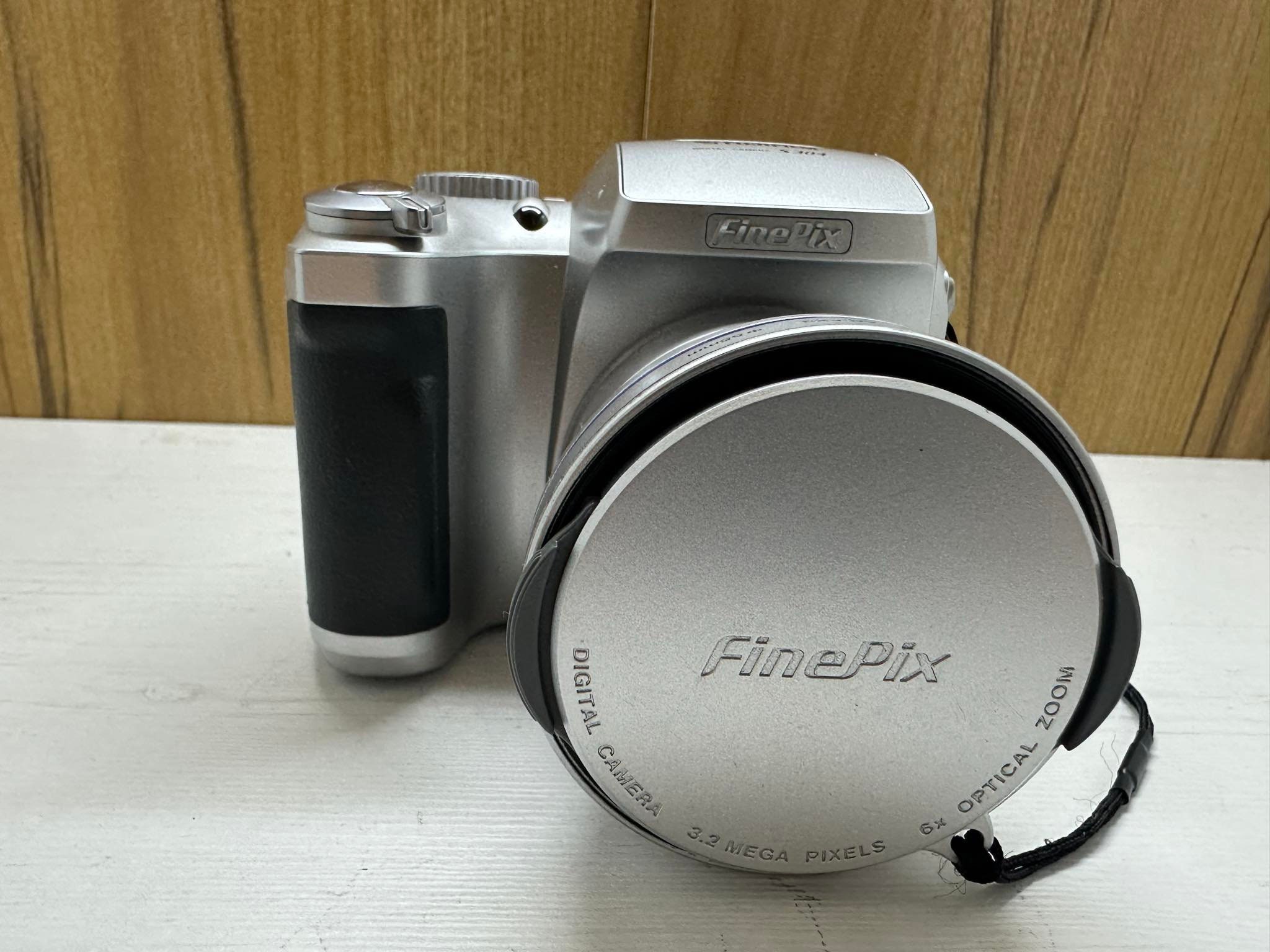 〖動作確認済み！〗FUJIFILM finepix S304 デジタルカメラ FUJIFILM | 企業情報 | ニュースリリース | デジタルカメラ