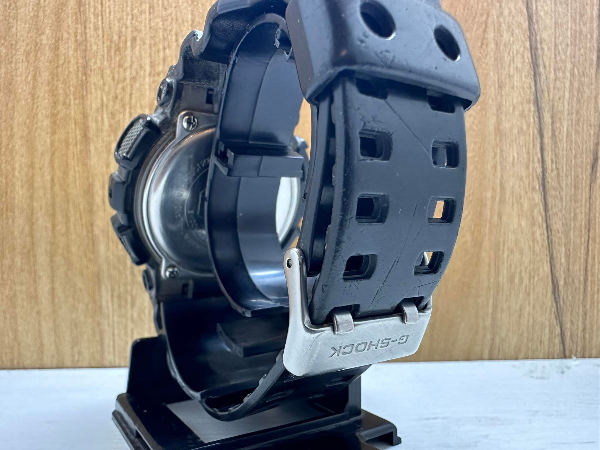 Genuine Watch Casio G-shock Japan Water Resistant 20 Bar Genuine Watch Casio G-shock Japan Water Resistant 20 Bar