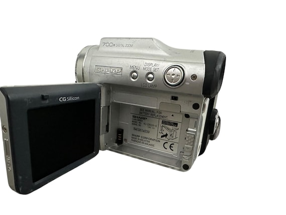 Vintage Video Camera Viewcam Sharp VL-Z800 Sd Twist Me Super