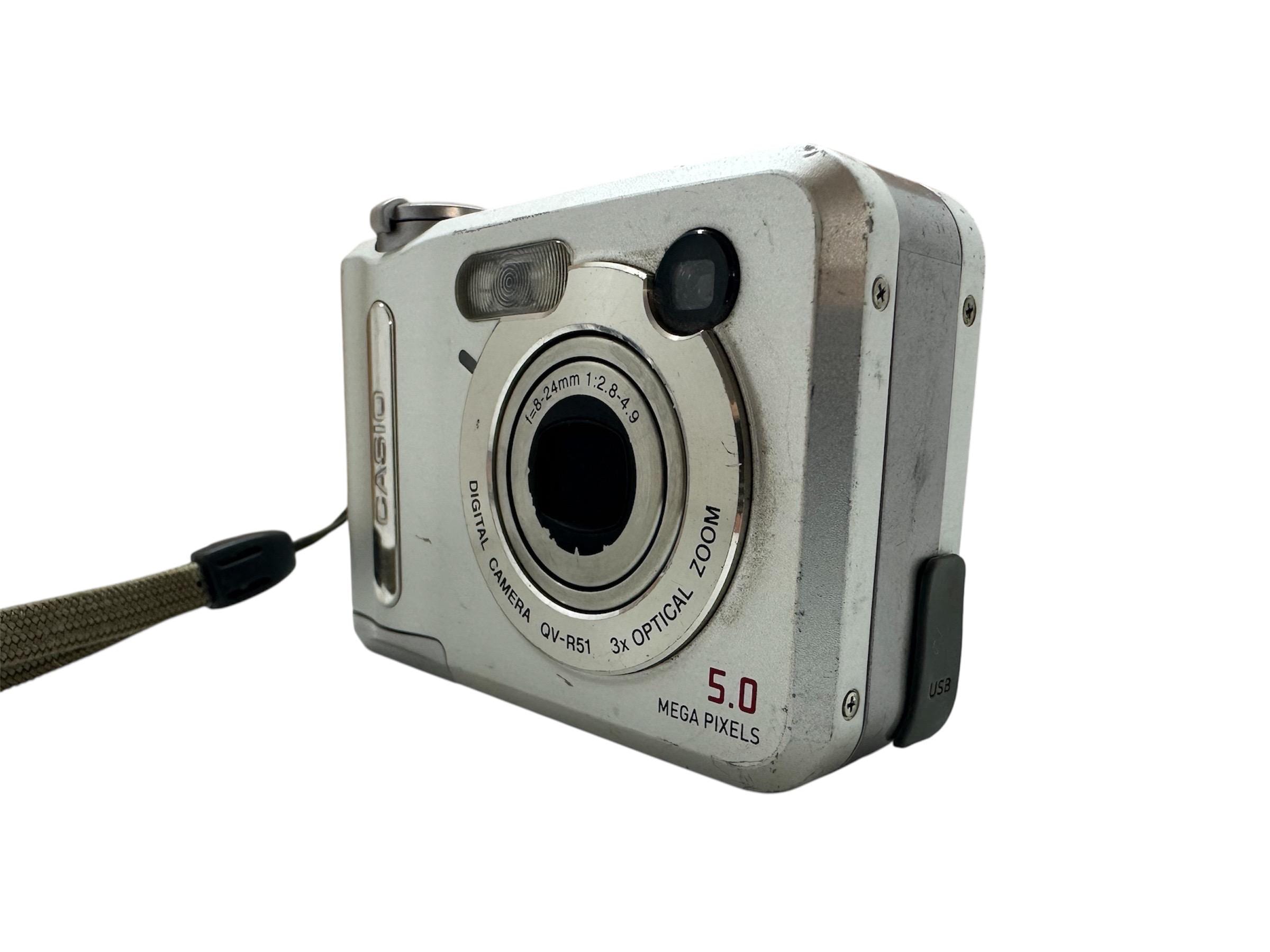 カシオ QV-R51 デジタルカメラ 5MP 3倍光学ズーム コンパクト 単3電池