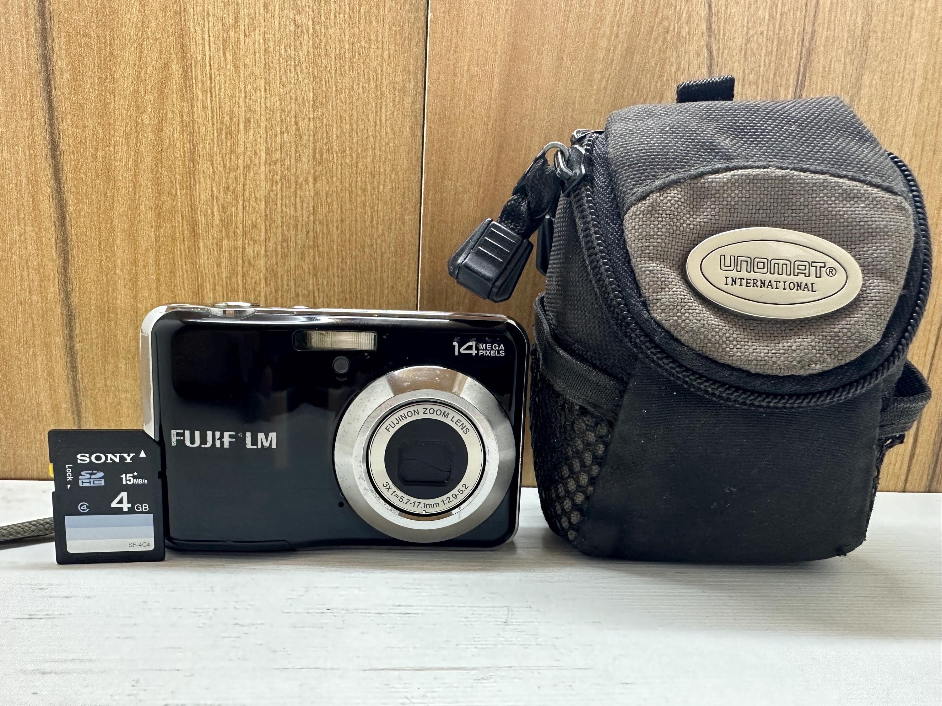 富士フィルム　デジカメ　AV150 FinePix 14Mega pixels Fujifilm AV150 Review