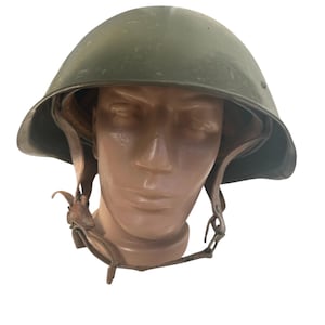 Elmetto militare d&#39;epoca M70 da combattimento dell&#39;esercito ungherese, equipaggiamento da collezione unico per soldati in Ungheria, mai usato, raro, NATO, guerra fredda