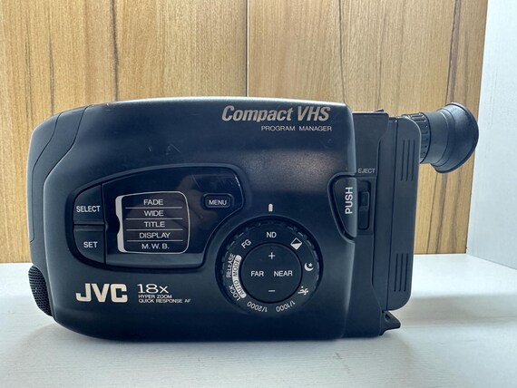 Professional JVC GR-AX270E Compact VHS Video Movie Japan Auto