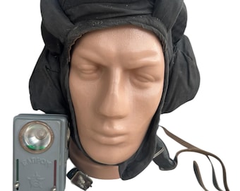 Casco de tanque militar antiguo auténtico del ejército, equipo de soldado, laringófonos de seguridad raros y únicos + linterna antigua de regalo