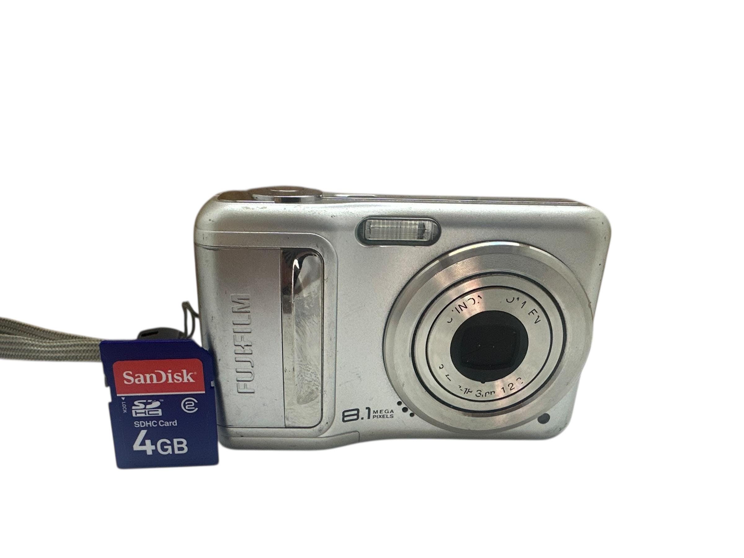Fujifilm Finepix A850 Digital Camera 8.1 MP LCD Compact 3x Optical