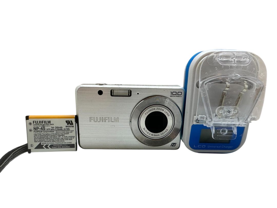 Fujifilm Finepix J20 Digital Camera 10 MP 3X Fujinon Optical Zoom