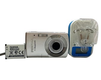 Pentax Optio M30 Digital Camera 7.1 MP 3X Optical Zoom Compact +