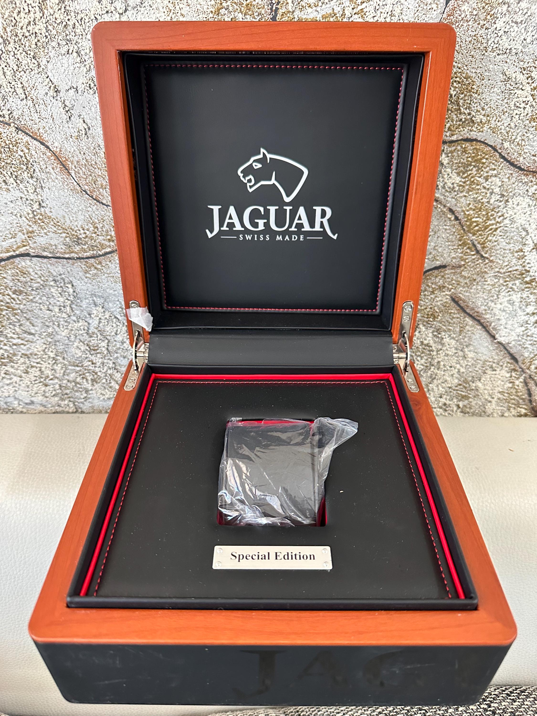 Jaguar Watch Box Special Edition Swiss Made Wooden Leather Black