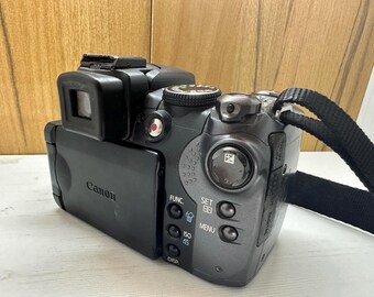 Canon Powershot Pro Series S5IS Digital Camera 8 MP 12X Optical