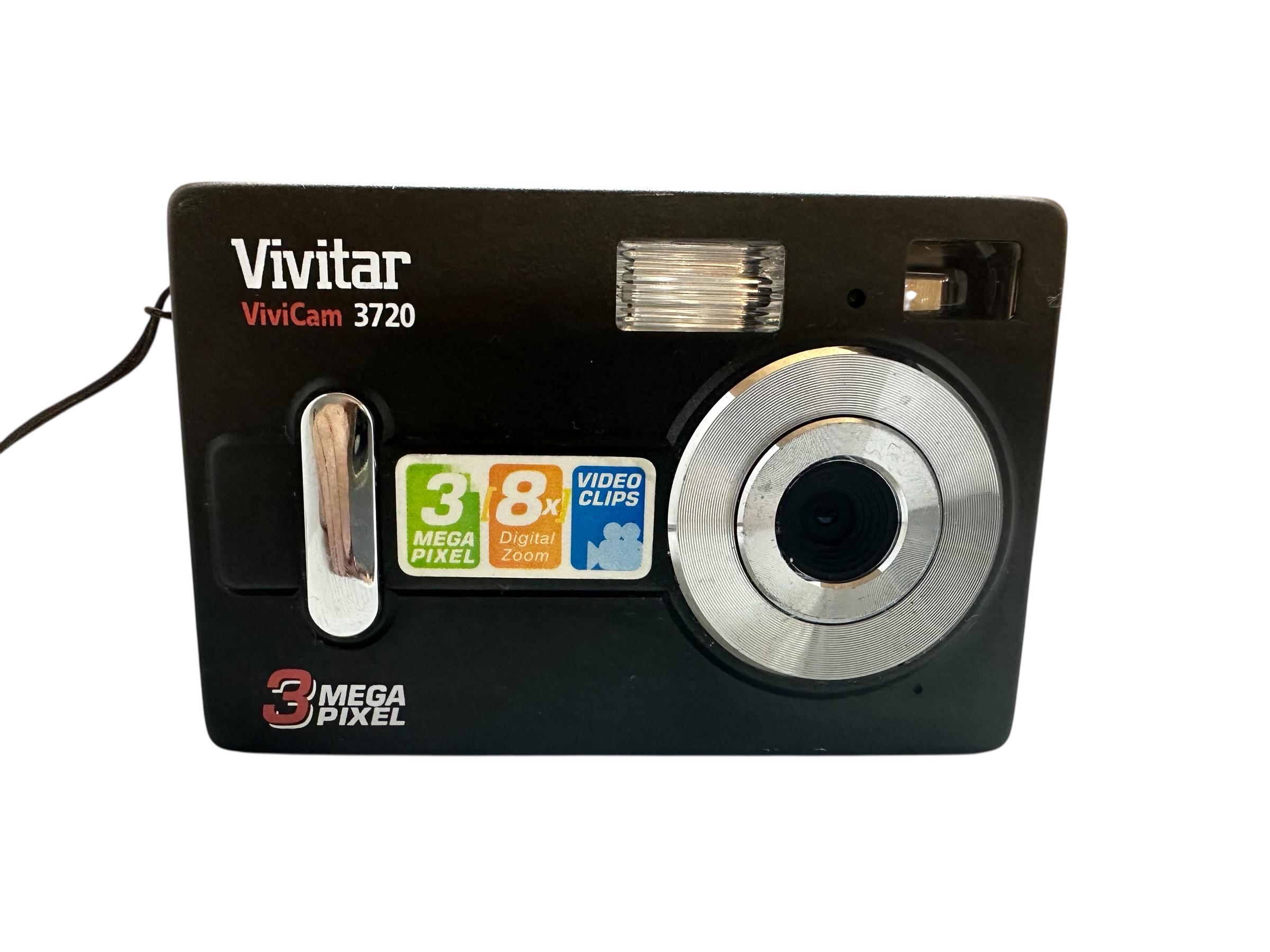 Vivitar Vivicam 3720 Digital Camera Compact AAA Batteries 3 MP 8x