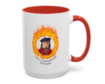 Caneca de café, 325ml: Vingança, com estampa da boneca Molly