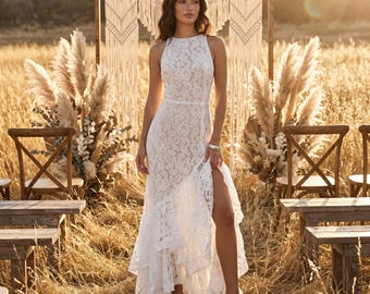 Vestido de novia bohemio de encaje con bajo asimétrico / Vestido de novia playero con cuello halter / Vestido de novia bohemio para ceremonia civil y verano