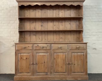 A Vintage Pine Welsh Dresser.