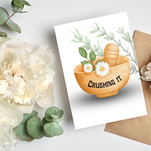 Carte imprimable Crushing it, carte de voeux, carte de remise des diplômes, cadeaux pour elle, cartes imprimables, carte de félicitations, cadeaux, mortier et pilon