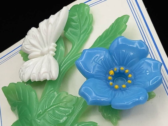 Vintage 1940s Celluloid 3D Blue Flower Butterfly … - image 2