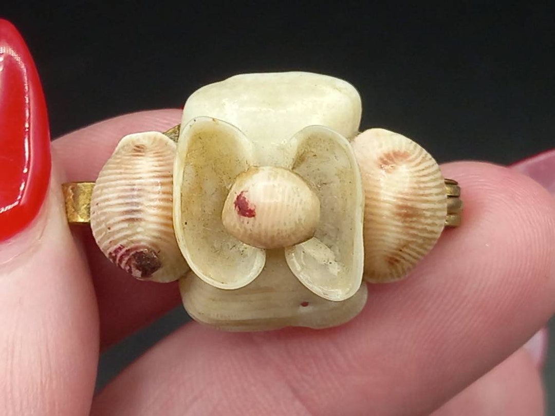 Antique 1930s Make Do Petite Shell Brooch Pink - Etsy