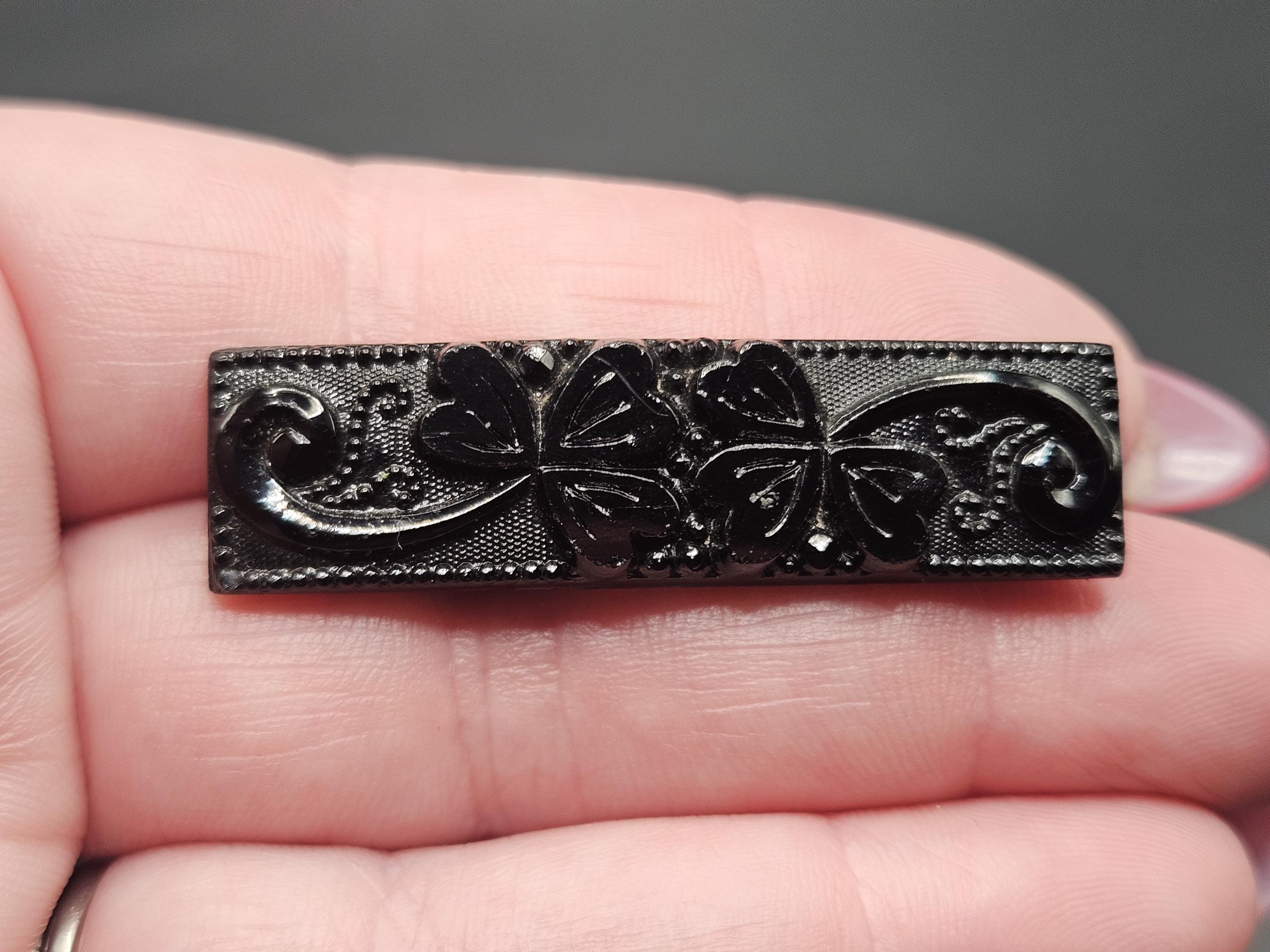 ヴィンテージ ジェットブローチ - Etsy 日本