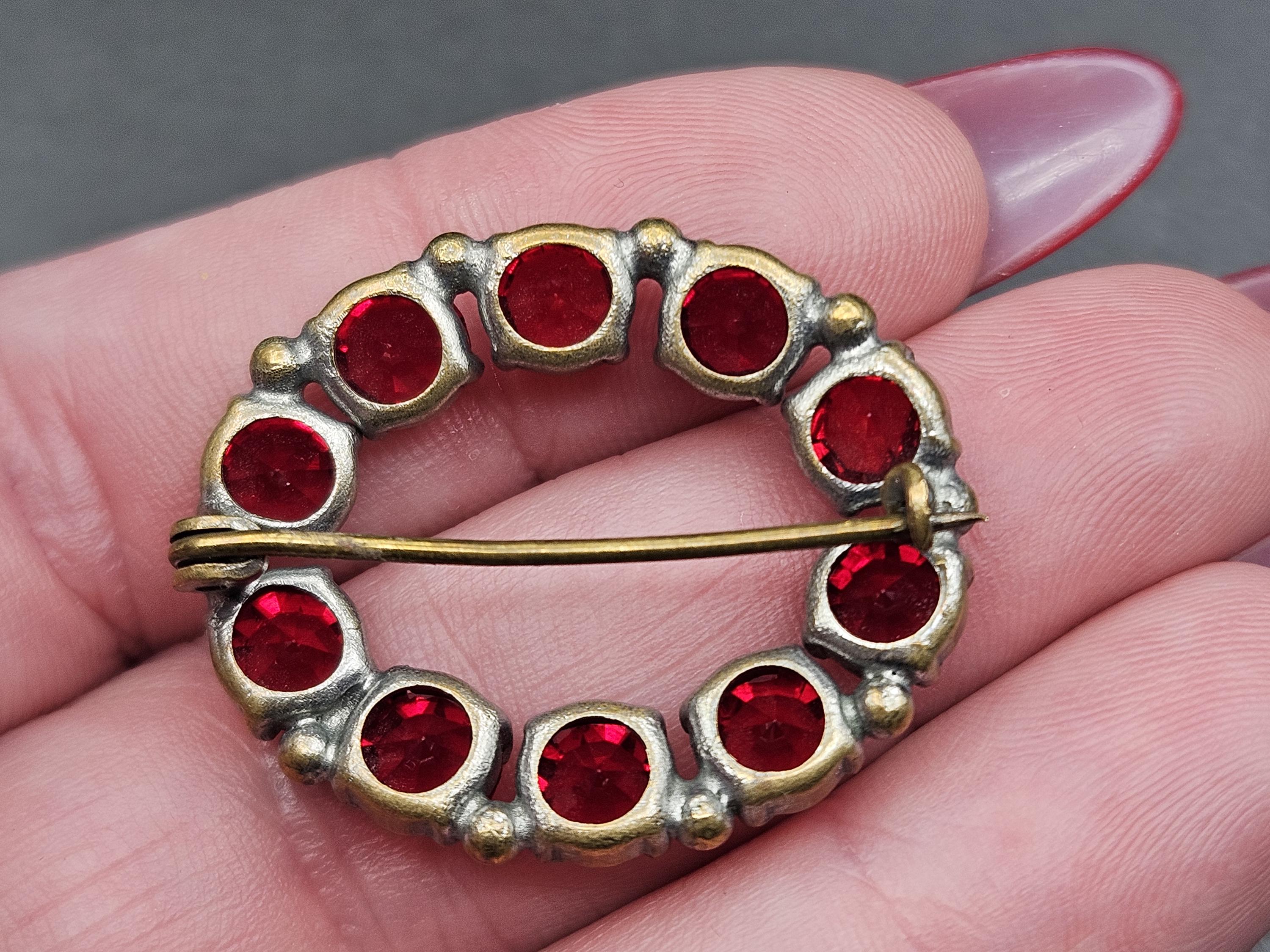 Broche Vintage En Verre Rouge Art Déco - Ancienne, Sans Marque, Occasion