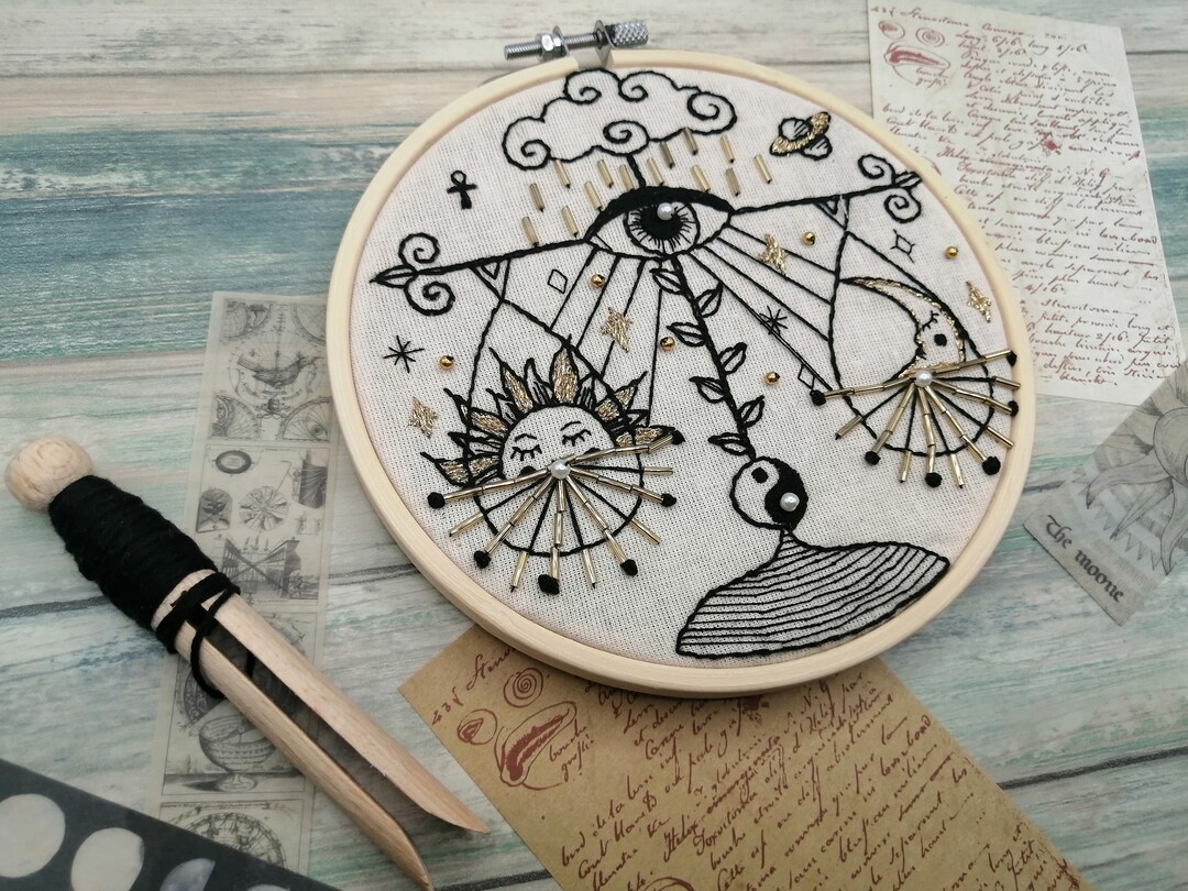 Heidi Hummingbird PDF PATTERN FILE Libra Starsign Zodiac Celestial Bead