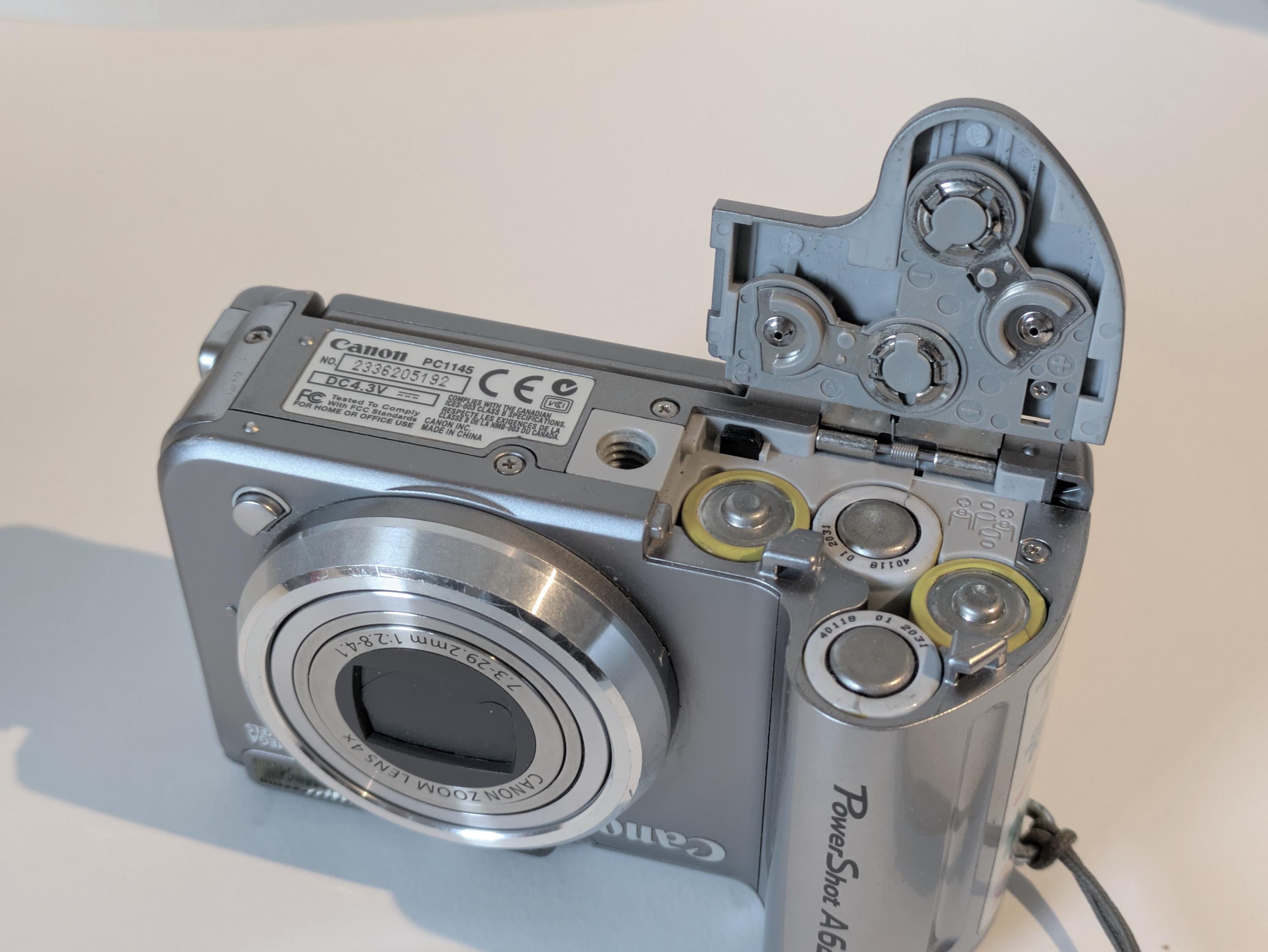 Canon Powershot A620 Digital Camera, 7.1 MP, Rotating LCD, Y2K