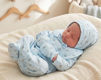 Personalized Baby Boy Muslin Set, Organic Cotton Hospital Outfit, Leaf Print Bonnet, Bib, Mittens