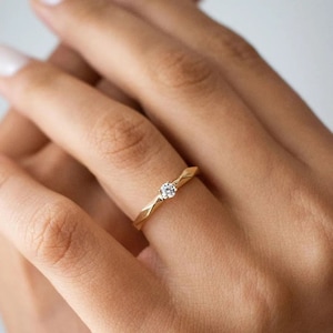 1.5 CT Round Cut Moissanite Engagement Ring, Solitaire Hidden Halo Ring, Moissanite Wedding Ring, 14K/18K Solid Gold Ring, Gift Ring