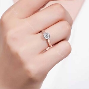 Solitaire Moissanite Ring Round Cut 3CT Moissanite Engagement Ring 14k Solid Gold Promise Ring Anniversary Gift Bridal Ring Daily Wear Ring