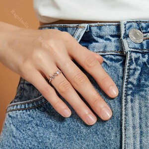 Round Cut Moissanite Engagement Ring,Dainty Gold Ring, Forever One Moissanite Engagement Ring ,Gift for Her