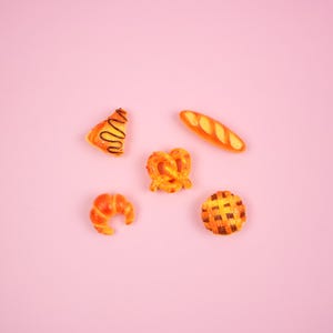 Ensemble d'aimants de boulangerie | Aimant pour baguette, croissant, bretzel | Joli cadeau pour la maison entre amis | de réfrigérateur de pain d'épice | Décoration de cuisine