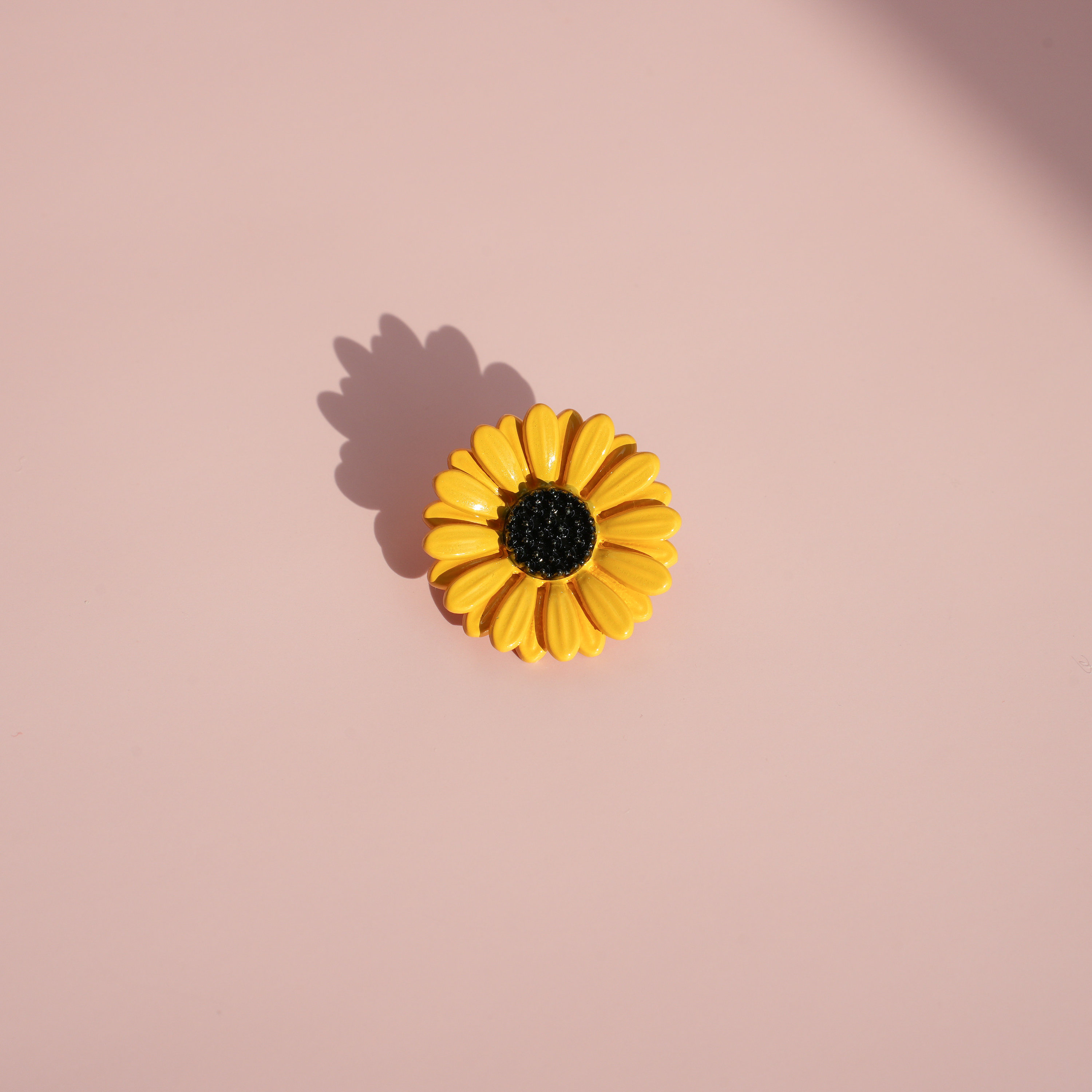 【激レア】PMO DAISY PIN SET #1 YELLOW KPOP BIGBANG GD G-DRAGON Peaceminusone Badge Brooch Pin